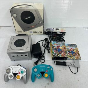 H431-O18-3274 Nintendo ニンテンドー GAMECUBE ゲームキューブ DOL-101 シルバー 本体/コントローラー2個/ケーブル/ソフト付 GC 通電OK ①