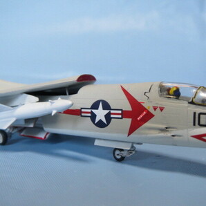 【完成品】1/144 『 F8U-1 CRUSADER 』VF-142 "ゴーストライダーズ " 1959年 (104)の画像5