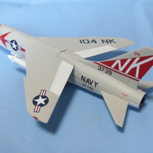 【完成品】1/144 『 F8U-1 CRUSADER 』VF-142 "ゴーストライダーズ " 1959年 (104)の画像2