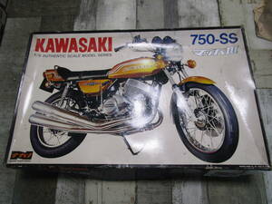 nagano Kawasaki 750-SS Mach Ⅲ 1/8 plastic model present condition goods box scratch have craft seat packing (R4567