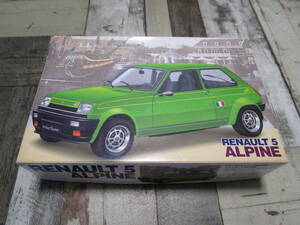  almost unused Imai Renault 5 thank alpine 1/24 plastic model present condition goods craft seat packing (66454