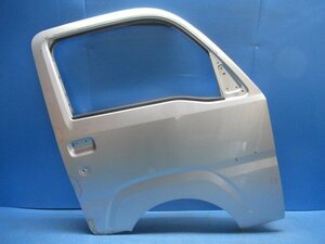 【Buy Now有】 Daihatsu Hijet S500P S510P Genuine right フロント ドア (m095512)