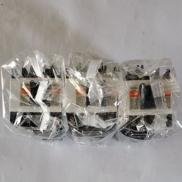 電磁開閉器 富士 SC-05 コイル電圧AC400V 補助接点1a1b 4KW 3個