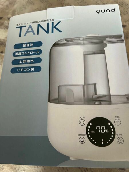 加湿器　TANK quad