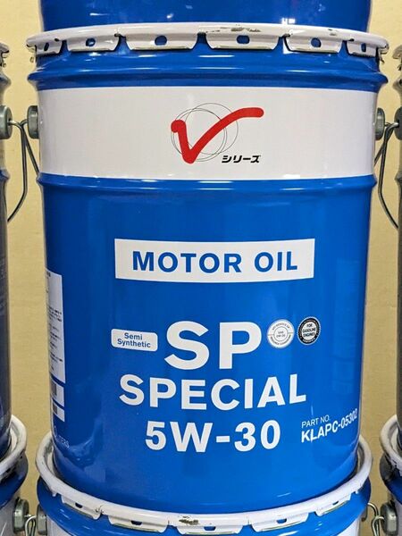 梱包無し発送 訳アリ缶 日産 エンジンオイル SemiSynthetic SPスペシャル 5Ｗ-30 20Ｌ