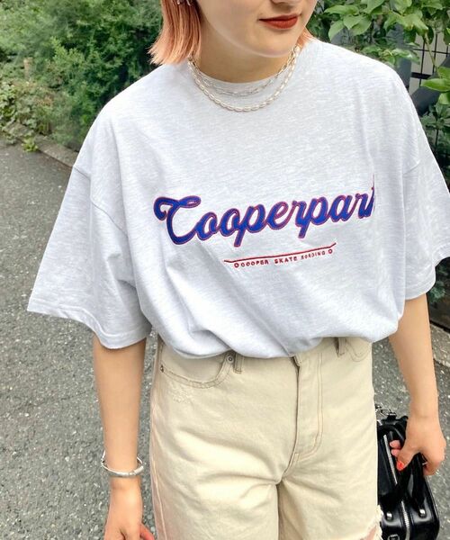WHO’S WHO gallery COOPERPARK ワッペン刺繍TEE