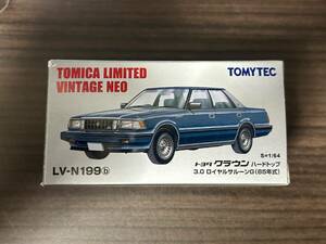 トミーテック トミカリミテッドヴィンテージネオ 1/64 LV-N199b トヨタ クラウン ハードトップ 3.0 ロイヤルサルーンG