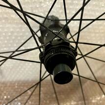 カーボン ディスクブレーキ ホイール フックレス チューブレス ロードバイク 700C 超軽量 TLR センターロック DISC ZIPP SHIMANO シマノ_画像4