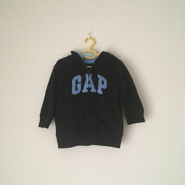 GAP / ギャップ 定番ロゴ　フードパーカー　裏起毛　ブラック & レッド80 ジップパーカー baby 子供服