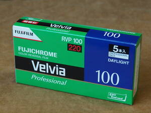 FUJI FILM 富士フィルム Velvia ベルビア RVP 100 220 5本入 未使用 期限切れ カラーリバーサル