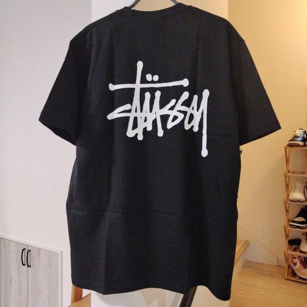 ベーシック　M　黒　STUSSY