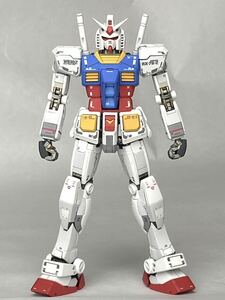 RG RX-78-2 ガンダム 1/144 ガンプラ プラモデルBANDAI 完成品