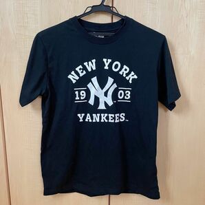 ニューヨーク ヤンキース NEWYORK YANKEES Tシャツ