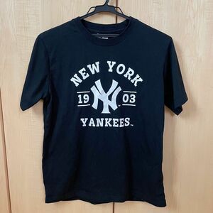 ニューヨーク ヤンキース NEWYORK YANKEES Tシャツ