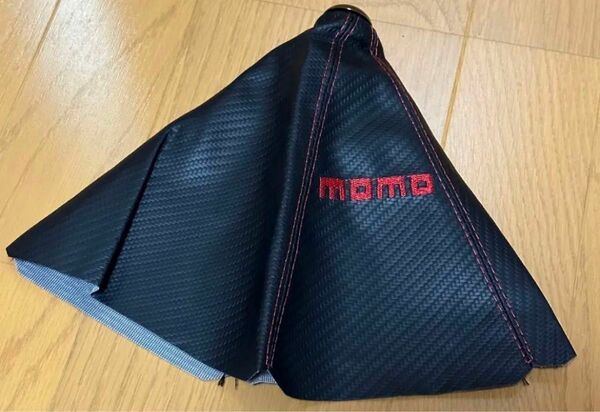 MOMO カーボン調　赤文字　シフトカバー　　新品　汎用