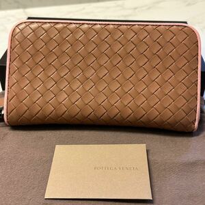 ボッテガヴェネタ　BOTTEGA VENETA 財布　長財布　イントレチャート　ラウンドファスナー　レディース　