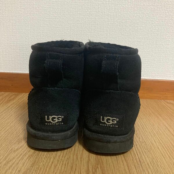 【訳あり】UGG クラシックミニ　23cm