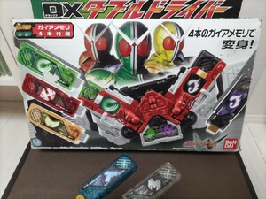 中古 バンダイ 変身ベルト DX ダブルドライバー 仮面ライダー ダブル　ガイアメモリ六本付き 【説明書無し】BANDAI 動作確認済　電池あり