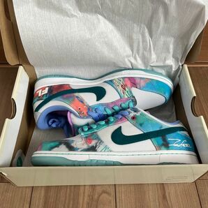 Futura × Nike SB Dunk Low "White and Geode Teal" ダンク　フューチュラ