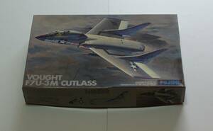  Fujimi 1/72 F7U-3M cut las