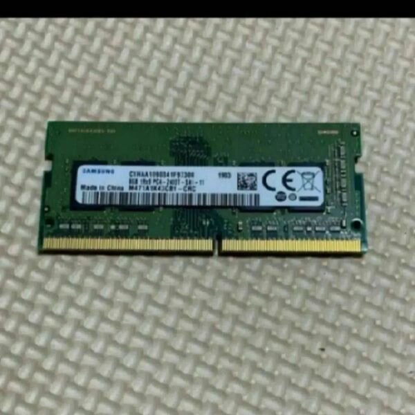 SAMSUNG 1RX8 PC4-2400T-SA1-11 8GB×1 ノート用メモリ動作品