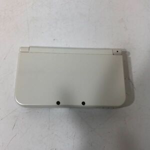 送料無料/初期化済み Nintendo newニンテンドー3DS LL 本体 ホワイト RED-001 動作確認済み AAL0417小5345/0509