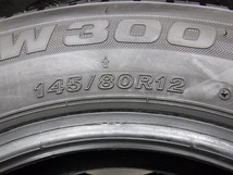 145-80R12 80/78N LT 8.5-9分山 ブリヂストンW300 2022年製 中古スタッドレスタイヤ【4本セット】送料無料(AS12-3181）_画像6