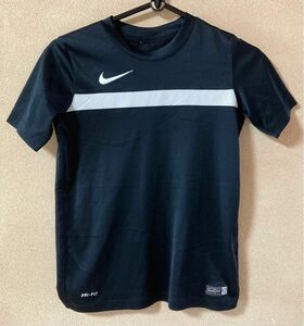 １４０㎝　NIKEドライフィット　