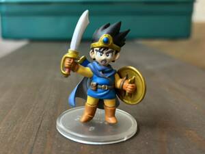  Dragon Quest . человек герой фигурка коллекция гонг ke3 enix Toriyama Akira 