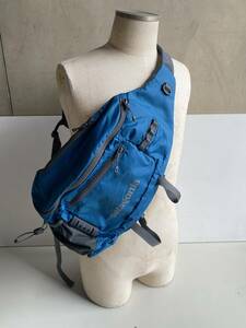 ⑤t562*Patagonia Patagonia * body bag STY48155 waist bag camp outdoor goods bag / bag blue group rucksack 