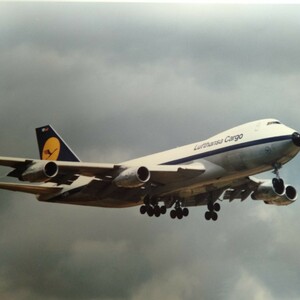 ne268 airplane aircraft passenger plane rufto handle The air France autograph have photograph camera mania . warehouse goods delivery collection 6 sheets together 