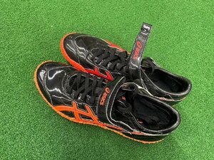 [アシックス] 陸上スパイク HI JUMP PRO (L) (走高跳用) ブラック/フラッシュコーラル 25 cm