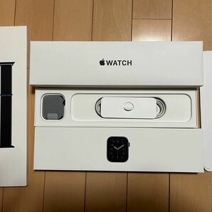 Apple Watch SE GPSモデル MYAA2FE/A スポーツループバンド 44mm スペースグレー 第１世代の画像1