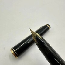 F328-U13-2478 ◎ MONTBLANC モンブラン No.22 万年筆 筆記用具 文房具 ホワイトスター ブラックカラー ゴールドクリップ 全長:約12.5cm ③_画像1