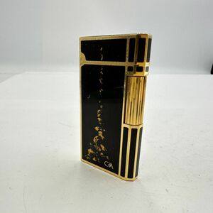 G105-J050551-1 * Caran d'Ache Caran d'Ache газовая зажигалка ролик тип черный × Gold цвет Швейцария производства курение . вспышка есть ①
