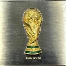 F384-U35-57 ◎Zippo ジッポー ローラー式オイルライター 2002年 FIFA 日韓ワールドカップ シルバーカラー サッカー 喫煙具 缶ケース付き③_画像7