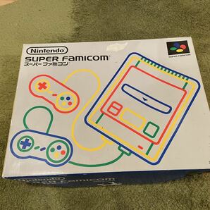 完品 任天堂 ニンテンドー Nintendo SFC スーパーファミコン 本体 外箱、説明書付き の画像1