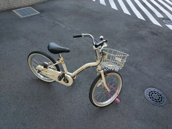 栃木県限定　子供用自転車　１８インチ　女の子用　手渡しのみでお願い致します。