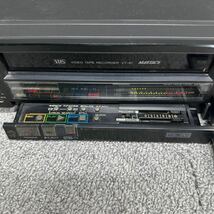 MYM5-183 激安 ビデオデッキ HITACHI VT-87 VIDEO TAPE RECORDER 日立 ビデオレコーダー 通電OK 中古現状品 ※3回再出品で処分_画像4