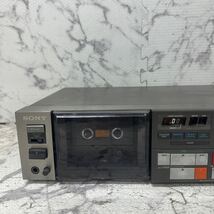 MYM5-307 激安 SONY STEREO CASSETTE DECK TC-FX6C カセットデッキ 通電OK 中古現状品 ※3回再出品で処分_画像2