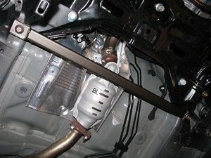 カワイ製作所 フロントモノコックバー フリードスパイク GB3 2010/07～ 4WD未確認 スチール製リジットタイプ