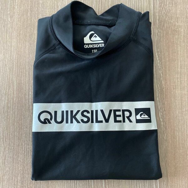 QUIKSILVER ラッシュガード　150㎝