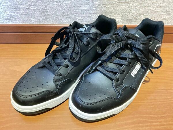 スニーカー　PUMA