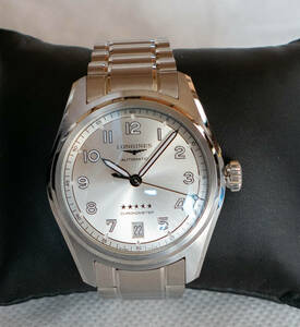 LONGINES