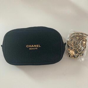 【新品未使用】CHANELホリデー限定 ノベルティ　チェーン付きポーチ ショルダーバッグ