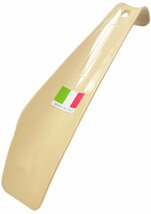 近藤(Kondo)靴べら おしゃれ イタリア製 軽量 プラスチック 履きやすい 構造 吊り下げ フック&ループホール ミディアム ショート 18cm_画像1