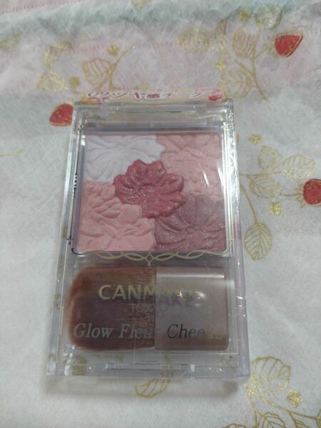 CANMAKE チーク 