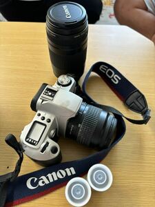 動作未確認　Canon EOS kiss カメラ　望遠レンズセット　フィルム２本付き