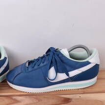 z2496 ナイキ コルテッツ ベーシック ナイロン US9 27.0cm/青 ブルー 白 ホワイト NIKE Cortez Basic Nylon メンズ スニーカー 中古_画像4