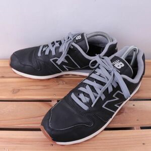 Z2197 [373] New Balance US7 25,0 см/черные черные серого серо -серого новичка.